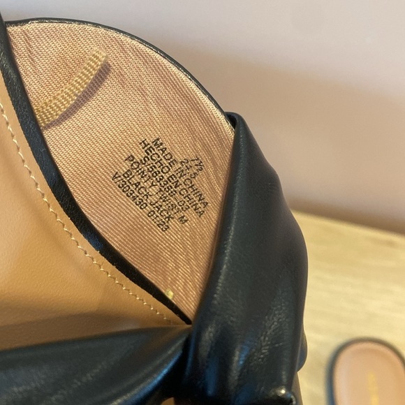 NWOT old navy mules - Picture 4 of 4